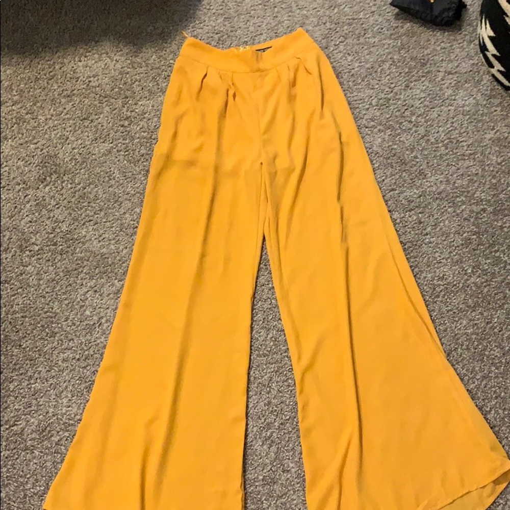 Wide leg high waisted pants